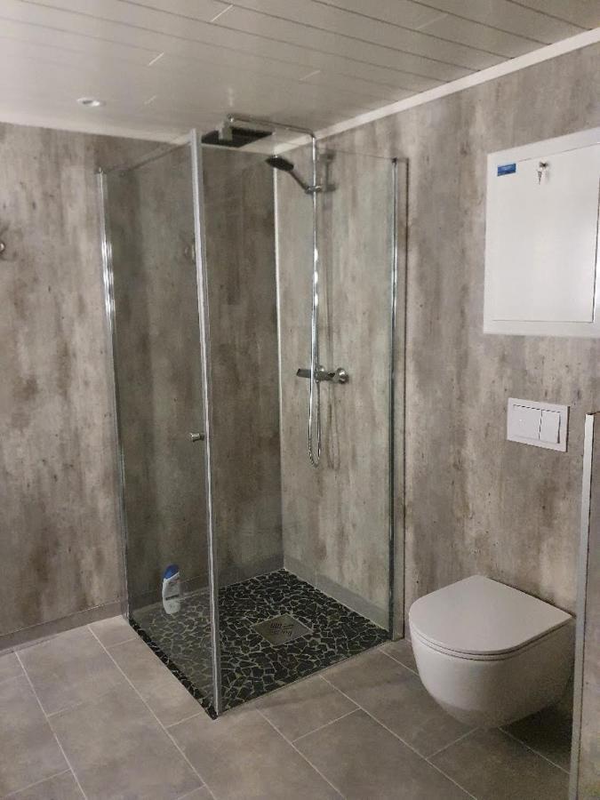 Hus Sentralt I Lofoten Apartment Leknes Exterior foto