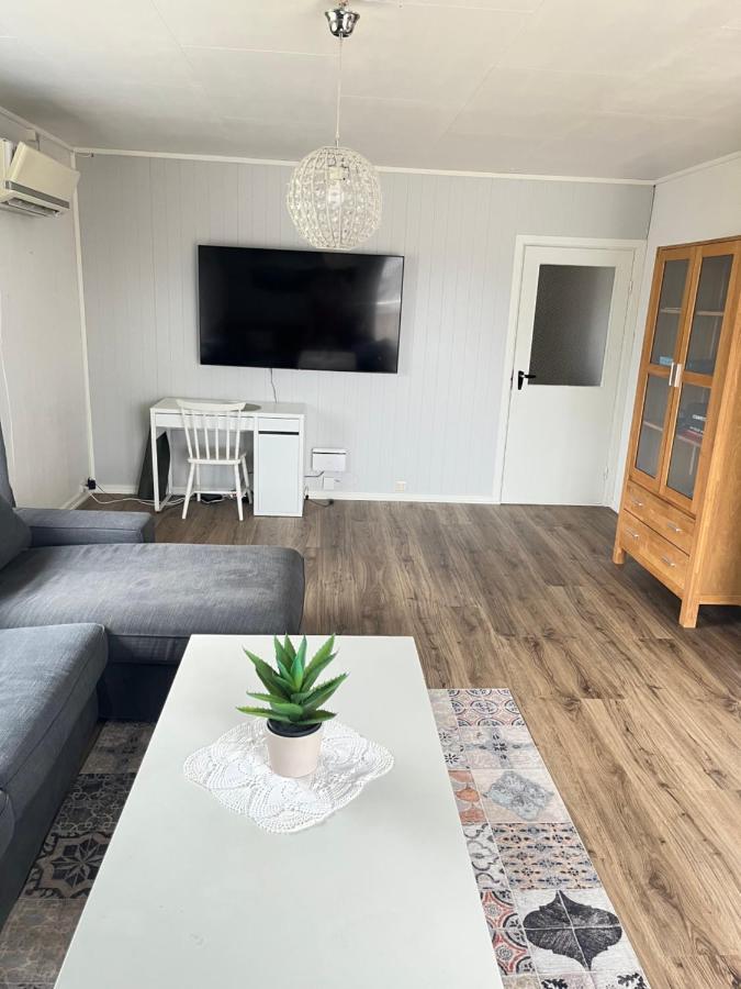 Hus Sentralt I Lofoten Apartment Leknes Exterior foto