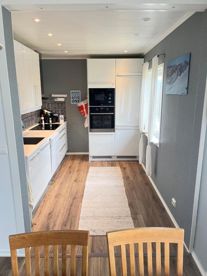 Hus Sentralt I Lofoten Apartment Leknes Exterior foto