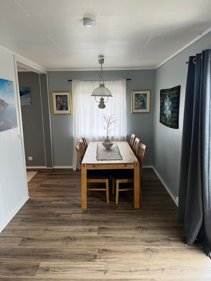 Hus Sentralt I Lofoten Apartment Leknes Exterior foto